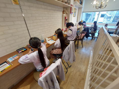 ２階 Time Roman Gallery / お教室の様子 / 只今、開講していただける講師の方募集中！！