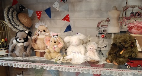 ◆テディベア＆アニマルアーティスト「ra.Bear」さま「T&F Bears」さま「BiBi Bear」さまの作品が入荷致しました◆