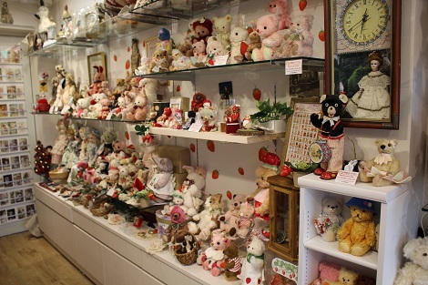 ◆テディベア合同展◆ 『いちご展』無事に終了しました◆